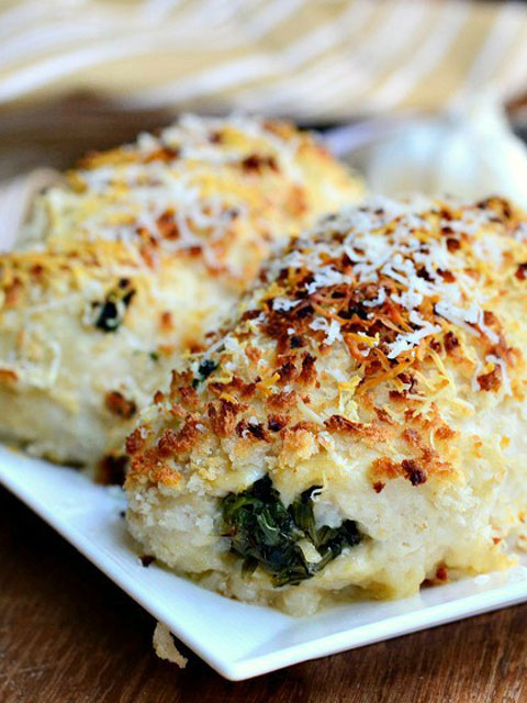 Куриные рулетики со шпинатом и сыром