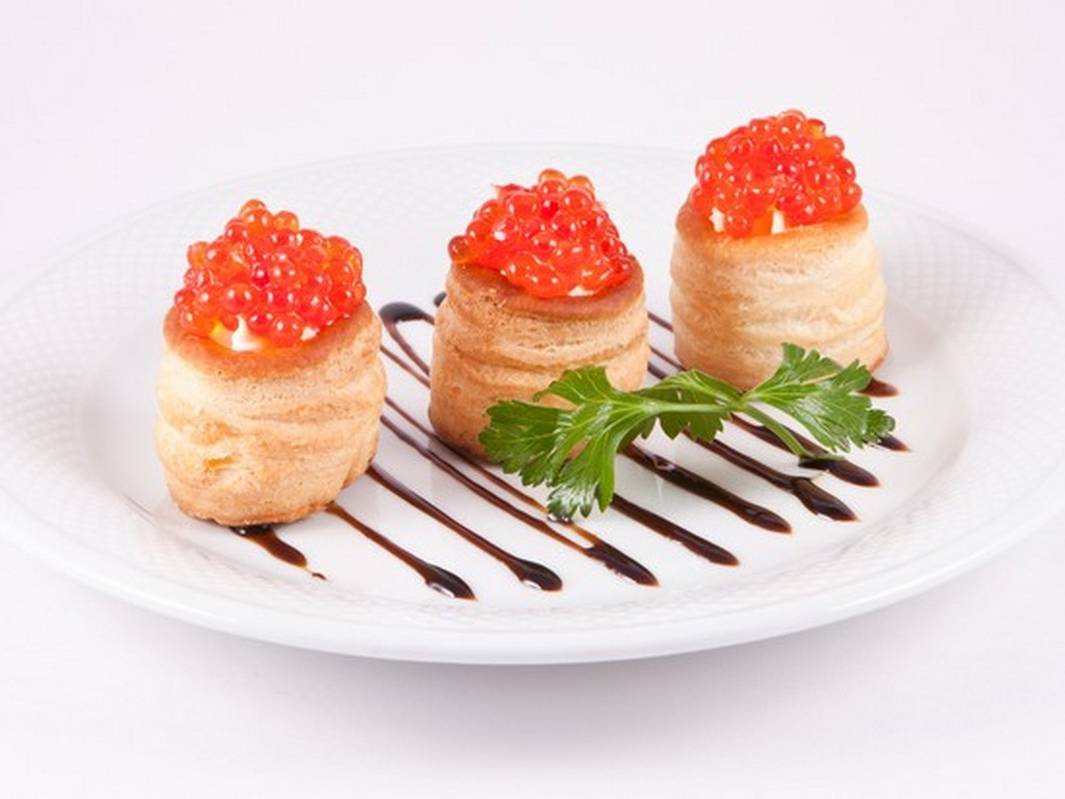 Корзиночки с сыром и икрой