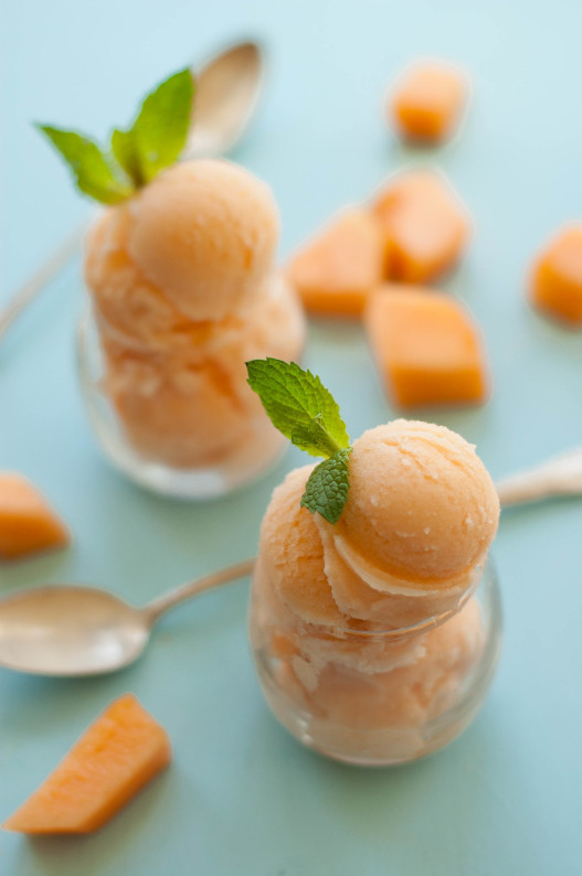 Cantaloupe-Sorbet-4-527x794